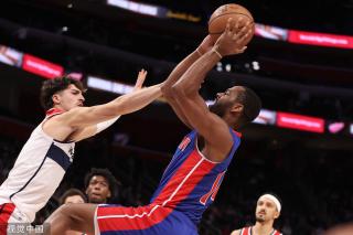 色的中场球 色的中场球